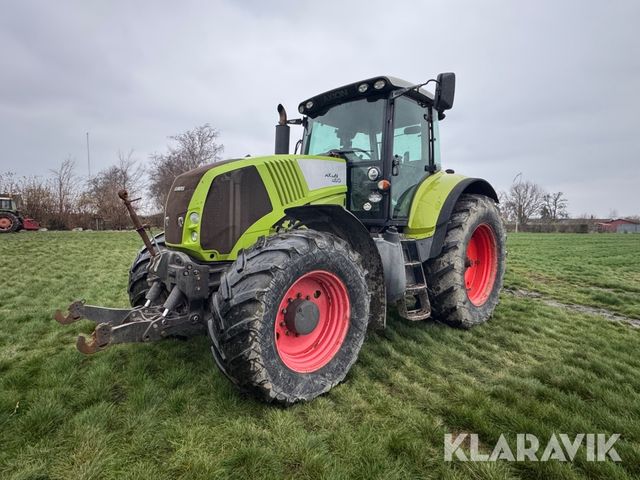 CLAAS Axon 830