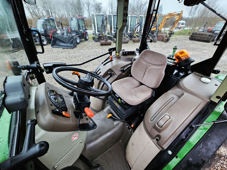 John Deere 5100 GF / meget pæn stand / 100 hk / 2400 timer - Traktorer - Traktorer 4 wd - 16
