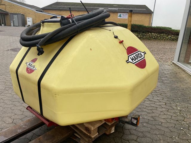 Hardi 1300 ltr fronttank