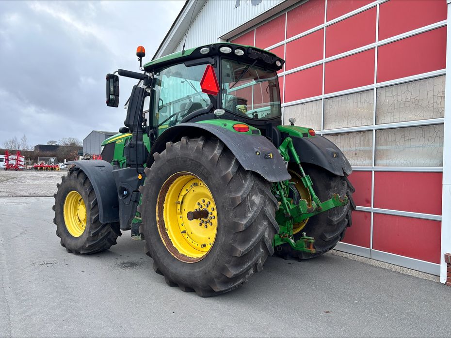 John Deere 6250R - Traktorer - Traktorer 4 wd - 3