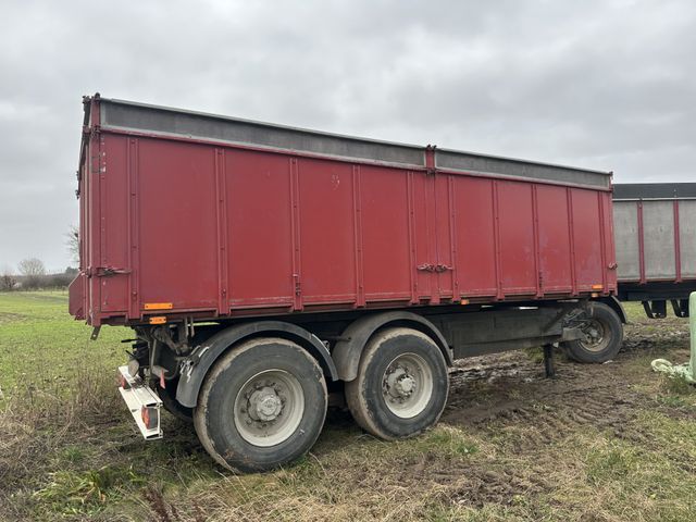 Nopa/volvo Vogntræk. 3 vejs-tip på begge vogn. Velholdt.