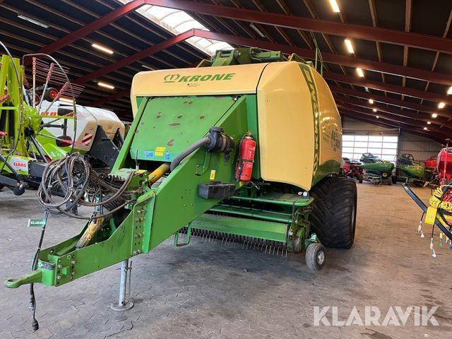 KRONE Big pack 12130 		