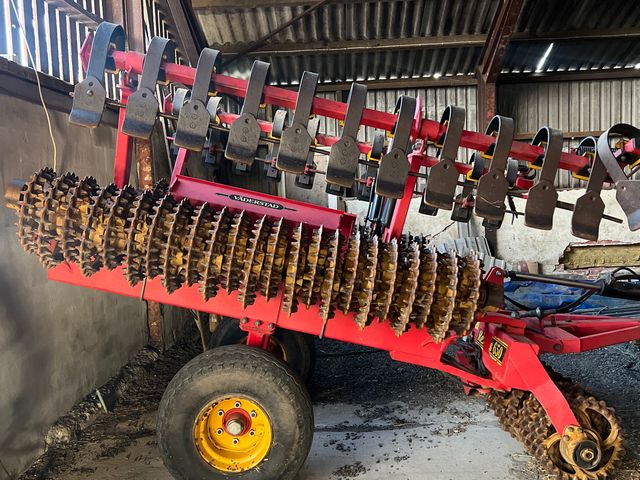 Väderstad Rexius 650 Crosskill med crossboard