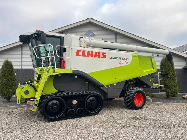 CLAAS LEXION 560