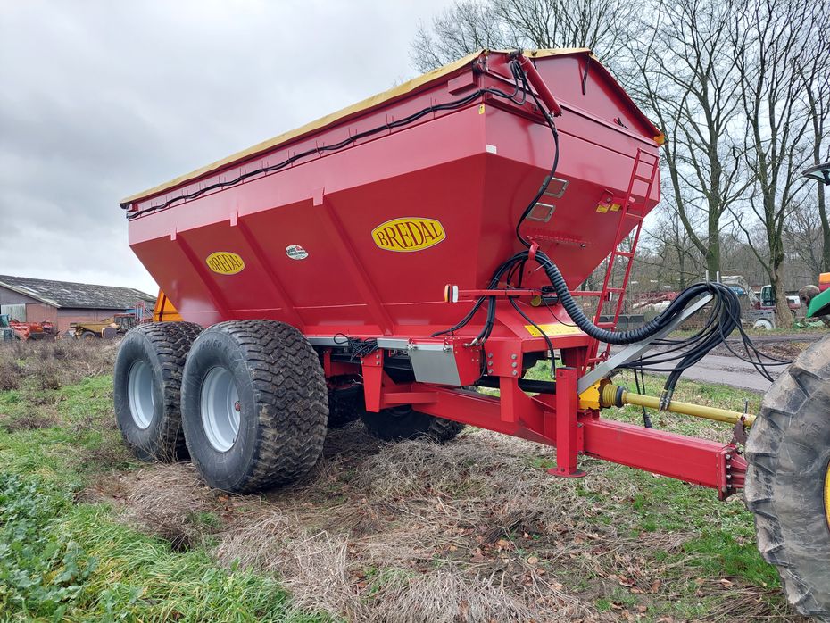 Bredal K 165 isobus - Gødningsmaskiner - Kalkspredere - 3