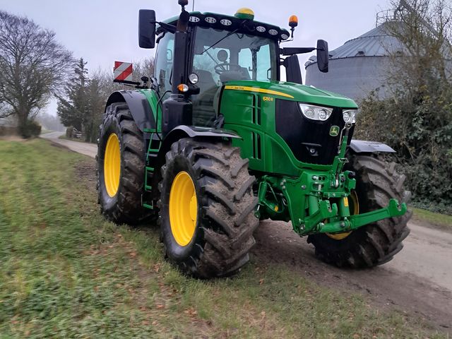John Deere 6250R