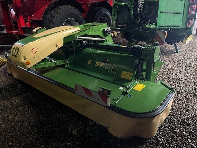 KRONE EasyCut B1050 CV Collect