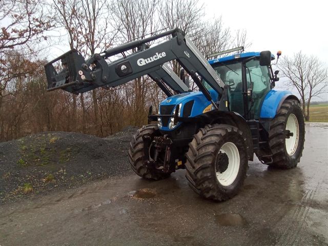 New Holland 7030