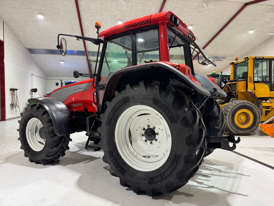Valtra T150 KUN 4900 TIMER! - Traktorer - Traktorer 4 wd - 5