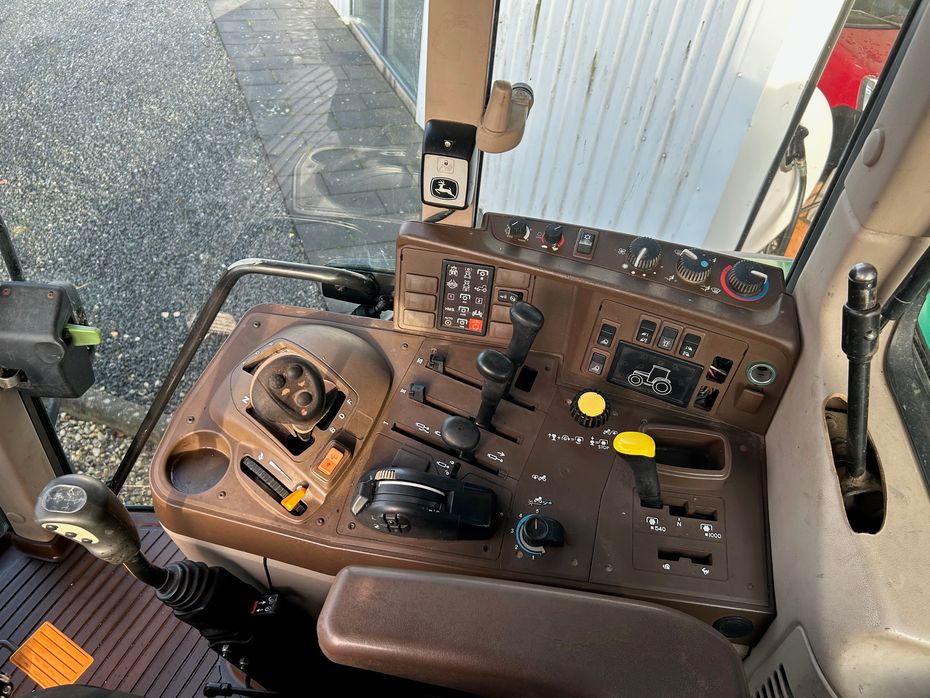 John Deere 6320 TLS Autoquad - Traktorer - Traktorer 4 wd - 15