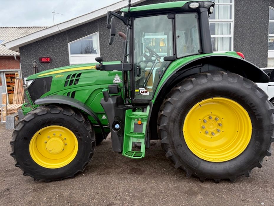 John Deere 6155M AUTOQUARD, FRONTLIFT, TLS - Traktorer - Traktorer 4 wd - 2