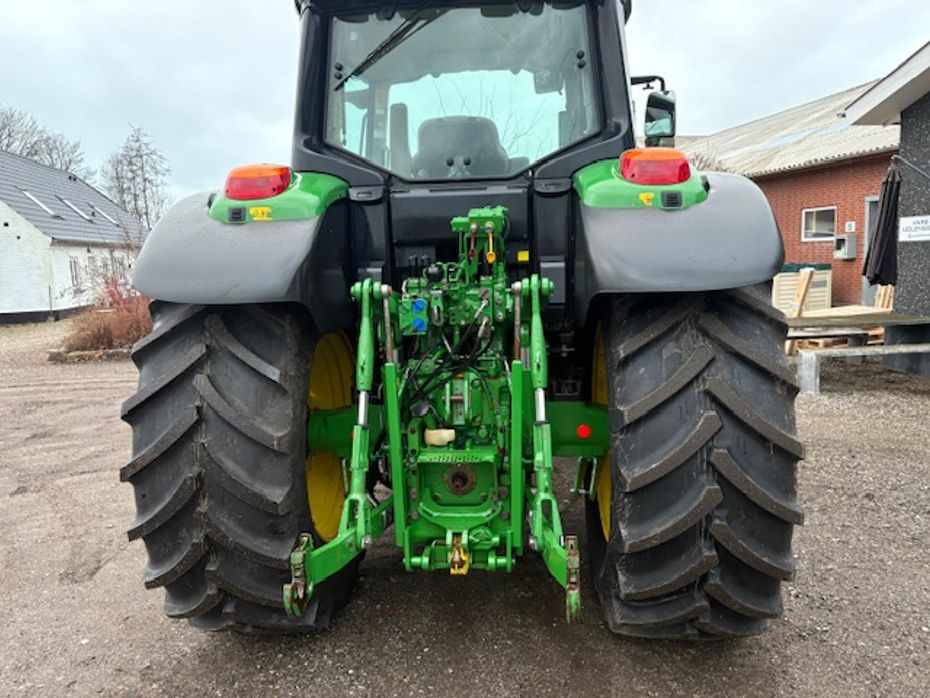 John Deere 6155M AUTOQUARD, FRONTLIFT, TLS - Traktorer - Traktorer 4 wd - 10