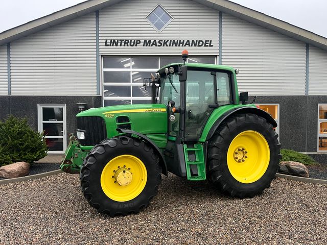 John Deere 6534