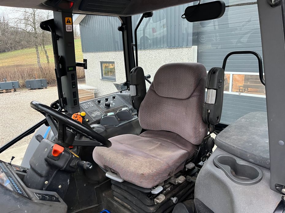 New Holland TM190 Aff foraksel + frontlift - Traktorer - Traktorer 4 wd - 5