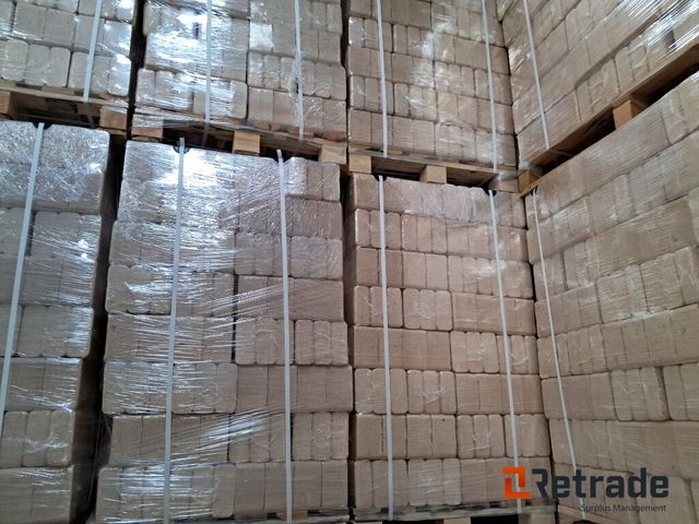 5 paller RUF træbriketter