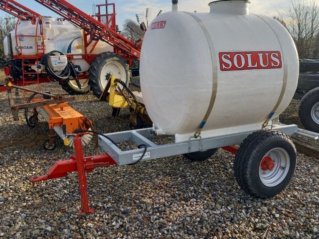Solus 2000 l. vandvogn m. spredebom.