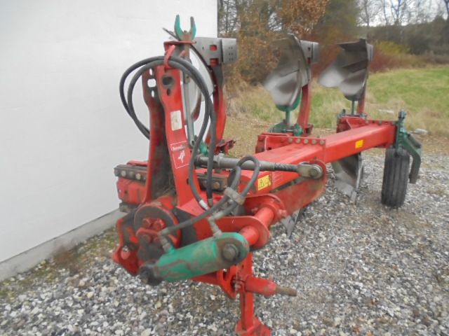 Kverneland f 160 3furet