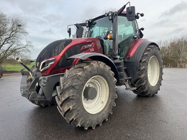Valtra T255V