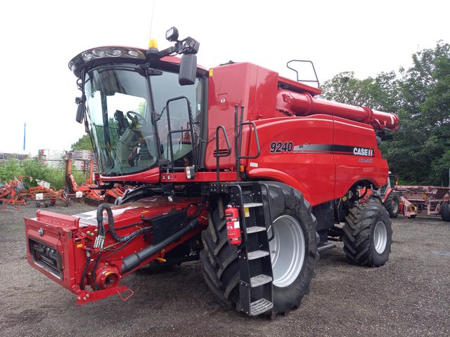 Case IH Axial Flow 9240
