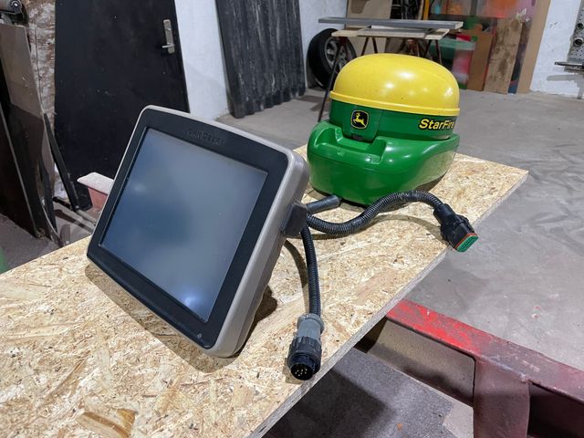 John Deere STARFIRE 3000 og 2630 skærm.