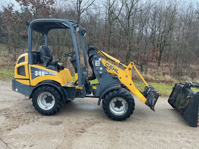 Gehl AL 340