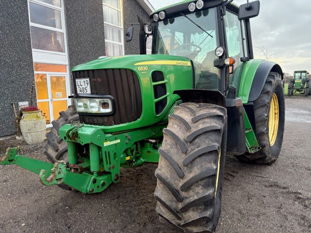 John Deere 6830 PREMIUM FRONTLIFT, TLS AFF. FORAKSEL – billede 2