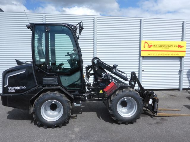 Giant G2700 X-TRA HD PLUS