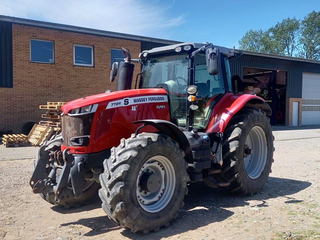 Massey Ferguson 7724S Dyna 6