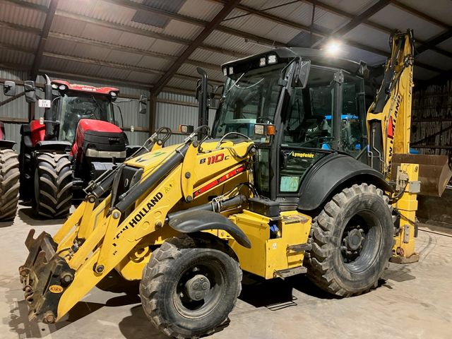 New Holland B110C