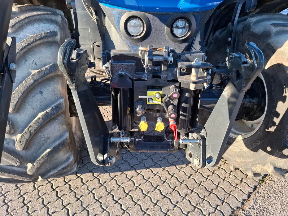 New Holland T7.270 Autocommand New Generation - Traktorer - Traktorer 4 wd - 9
