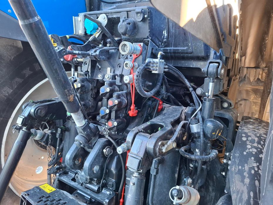 New Holland T7.270 Autocommand New Generation - Traktorer - Traktorer 4 wd - 8