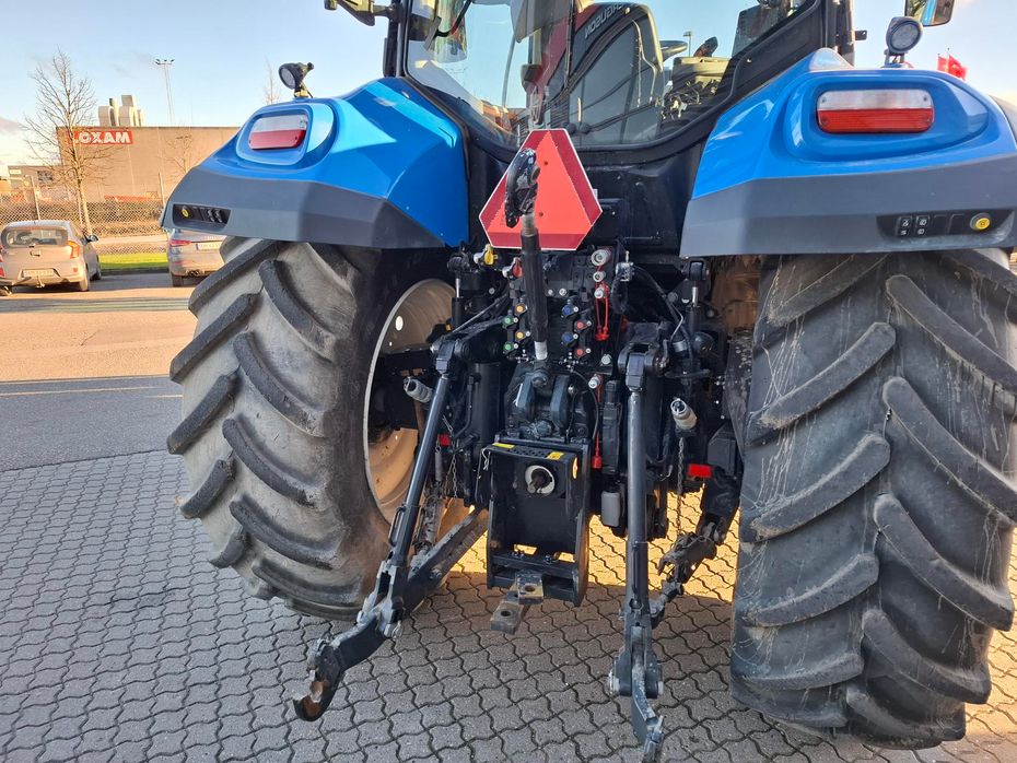 New Holland T7.270 Autocommand New Generation - Traktorer - Traktorer 4 wd - 4