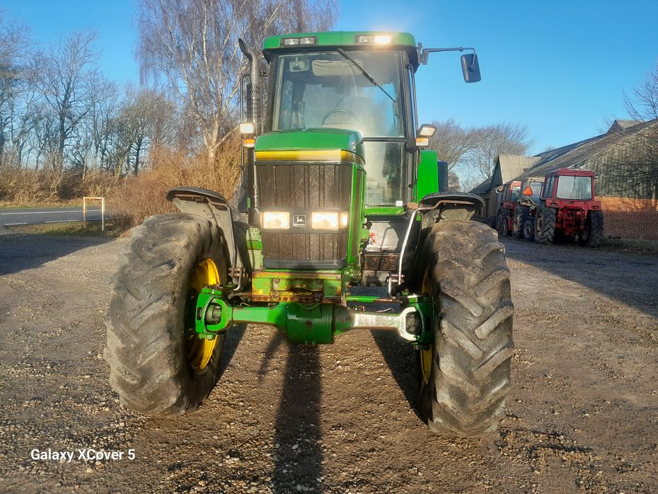 John Deere 7800 4WD - Traktorer - Traktorer 4 wd - 2