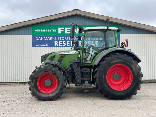 Fendt 724 Vario S4 Profi Plus