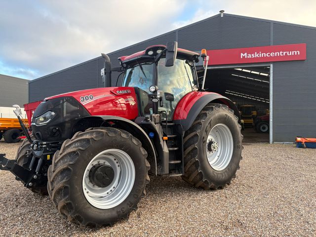 Case IH Optum 300 CVX