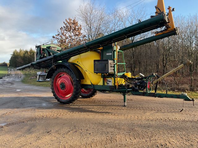 Danfoil 28 m concorde