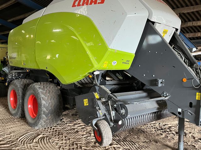 CLAAS QUADRANT 5300