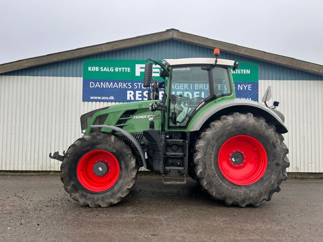 Fendt 828 Vario SCR Profi Plus 