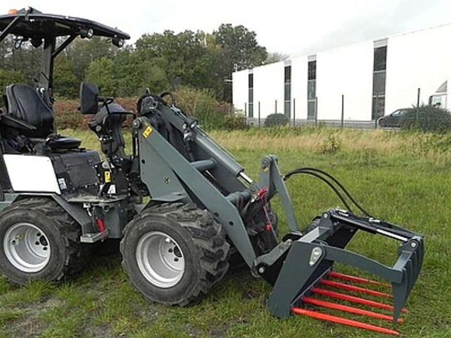 - - - Ensilage tang med overfald til minilæsser - Skovle - Overfaldsskovle - 2
