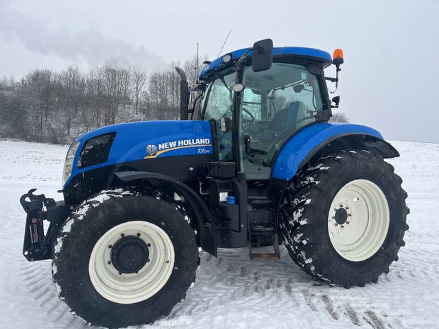 New Holland T7.170