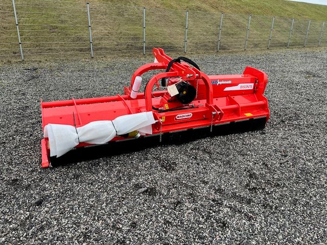 Maschio Gaspardo Bisonte 300