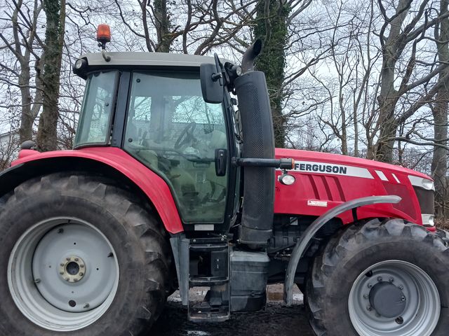 Massey Ferguson 7718 Dyna-6