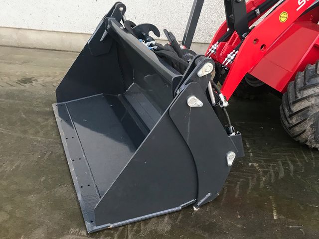 - - - 4iÉn Skovl til minilæsser / frontlæsser