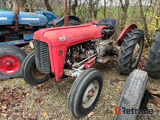 Massey Ferguson 35 benzin