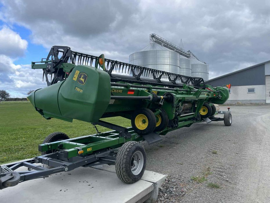 John Deere 730D Draper Skærebord - Høstmaskiner tilbehør - Skærebord - 1