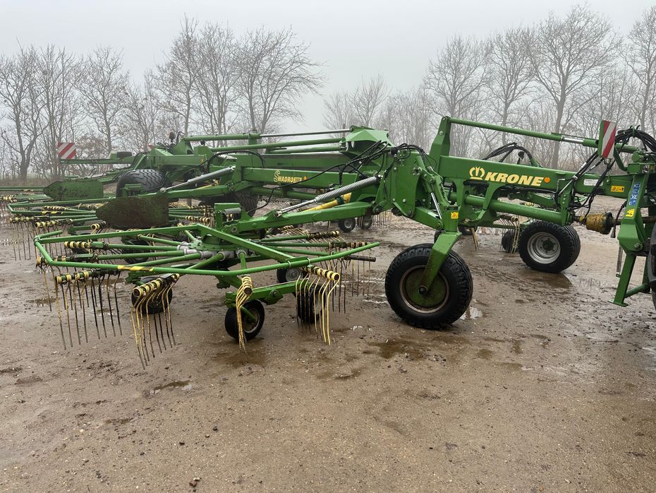 KRONE Swadro 2000 TC - Hø- og halmhåndtering - River og vendere - 1