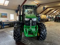 John Deere 6125M - Traktorer - Traktorer 4 wd - 5
