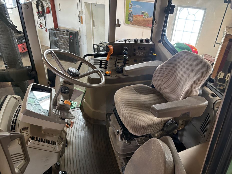 John Deere 6125M - Traktorer - Traktorer 4 wd - 16