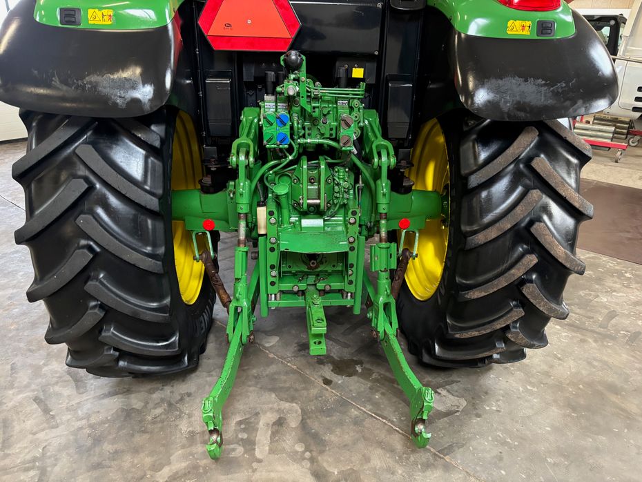 John Deere 6125M - Traktorer - Traktorer 4 wd - 12