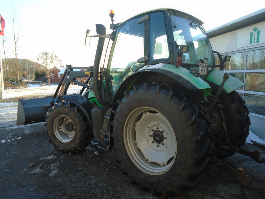 Deutz-Fahr Agrotron 106 M/ Hauer PomC 110 Frontlæsser - Traktorer - Traktorer 4 wd - 4